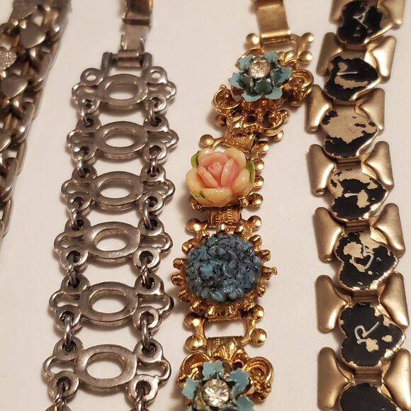 10  Bracelets, items # A-1268-1277,. wt. 256 grams. - Picture 8 of 12